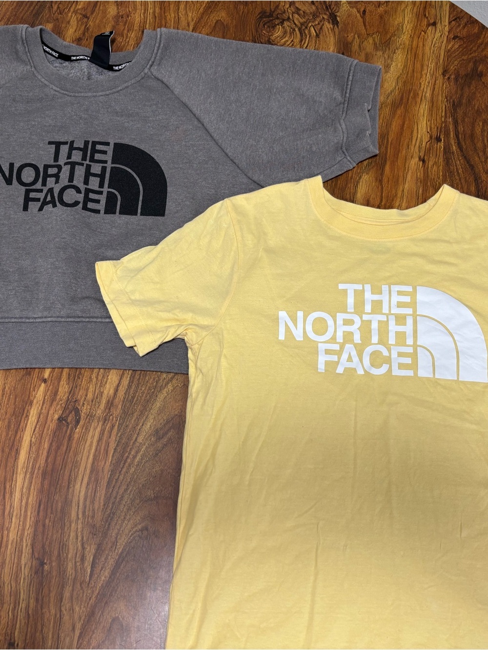 Women’s North Face Short Sleeve Bundle